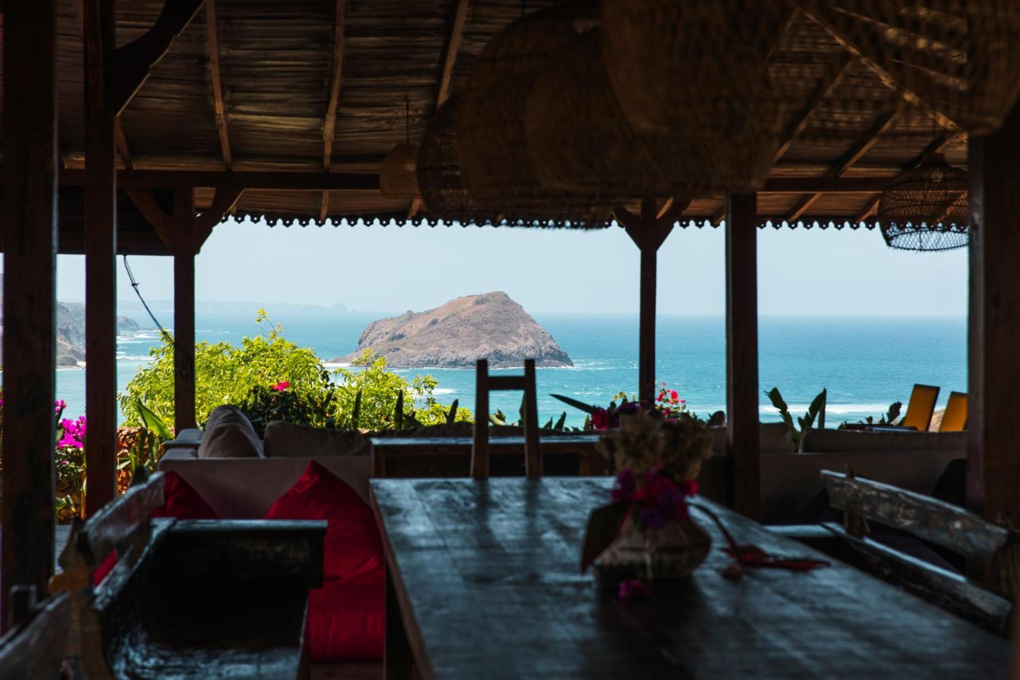 Villa Ellya Areguling, For 8-10 Pax Kuta  ภายนอก รูปภาพ